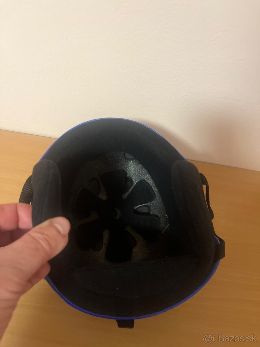 Prilba - 4