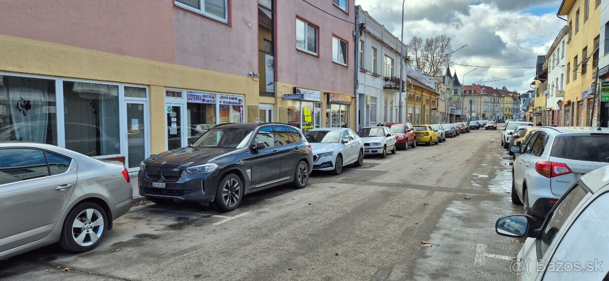 DÁM DO PRENÁJMU OBCHODNÝ PRIESTOR - 4