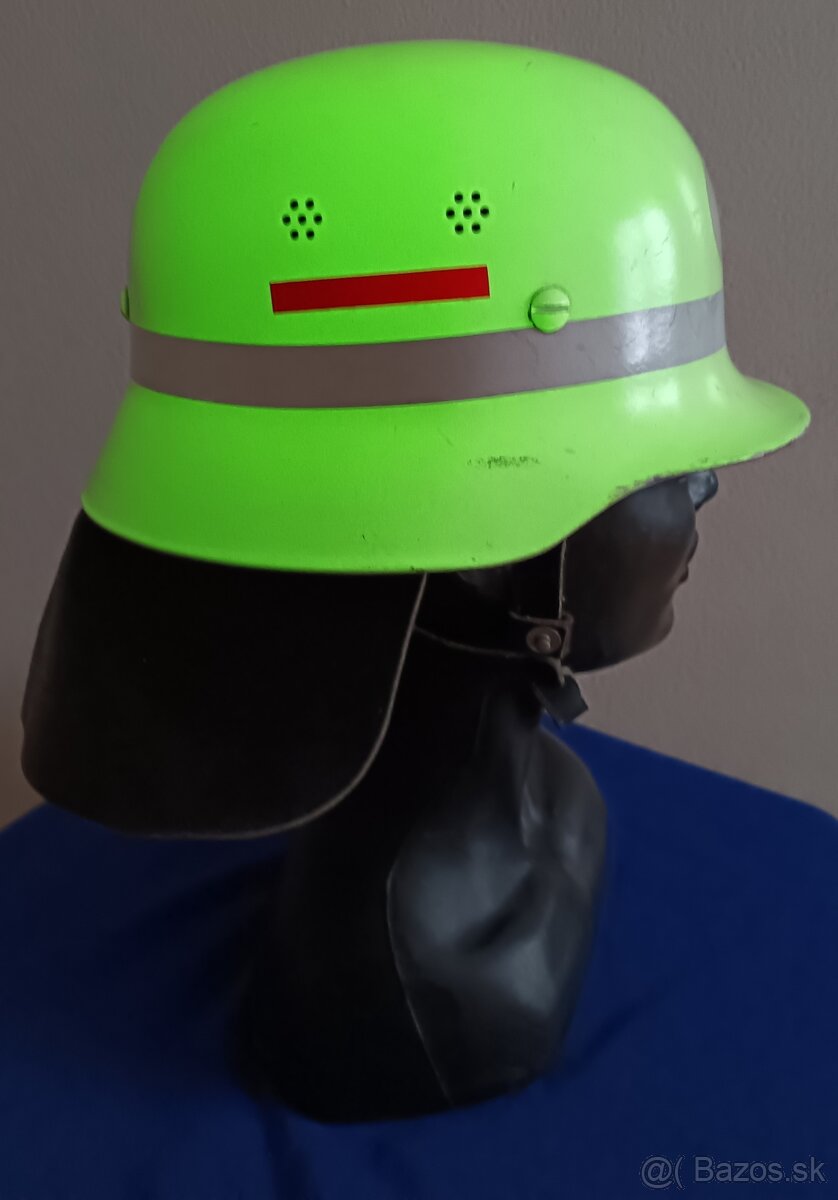 Hasičská prilba Nemecko - 4