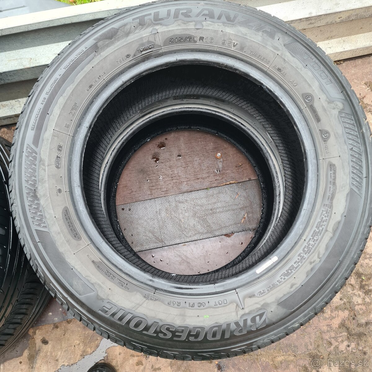 Pneumatiky 215/60 R16 - 4