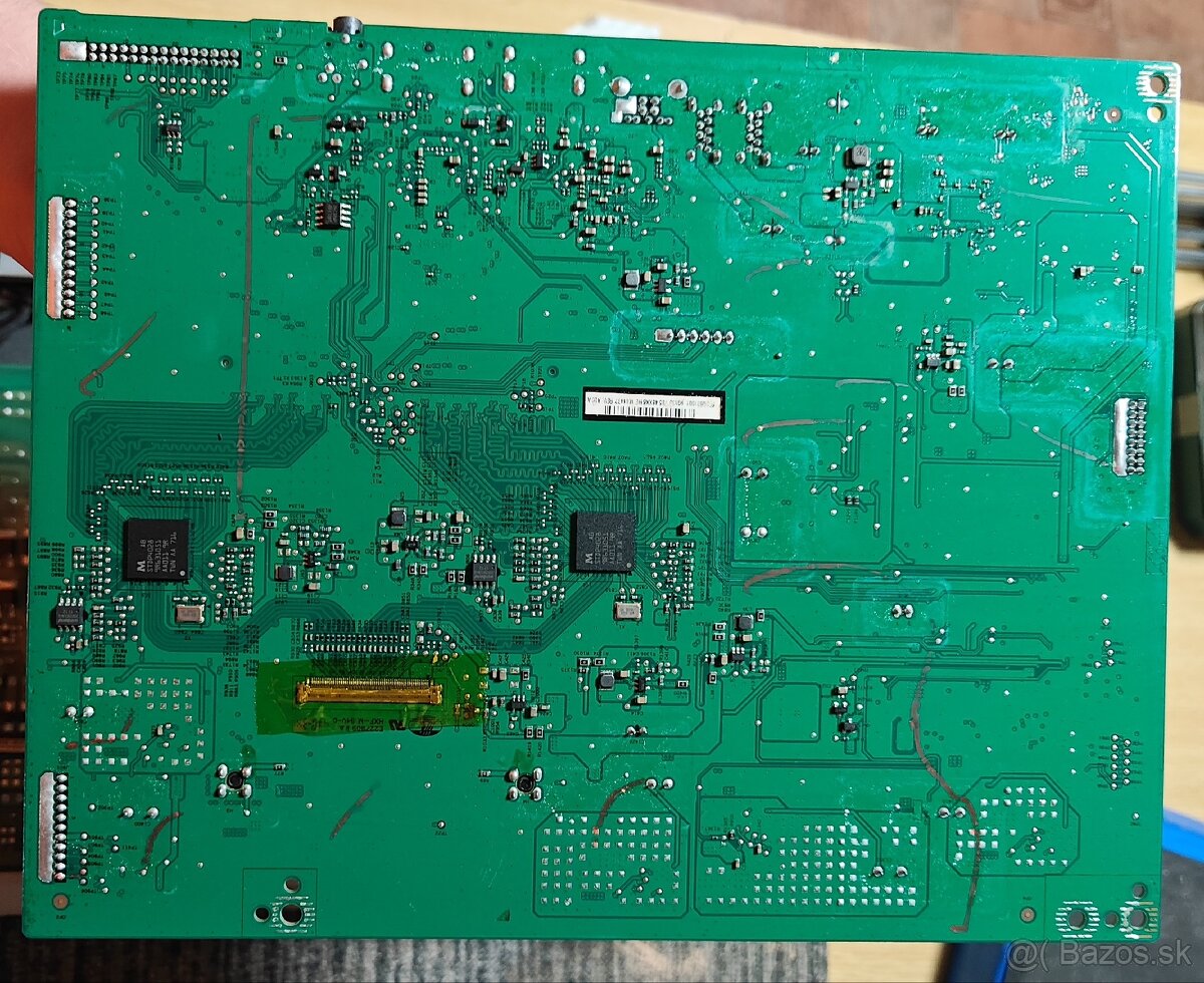 Alienware na diely (AW3418HV). - 4