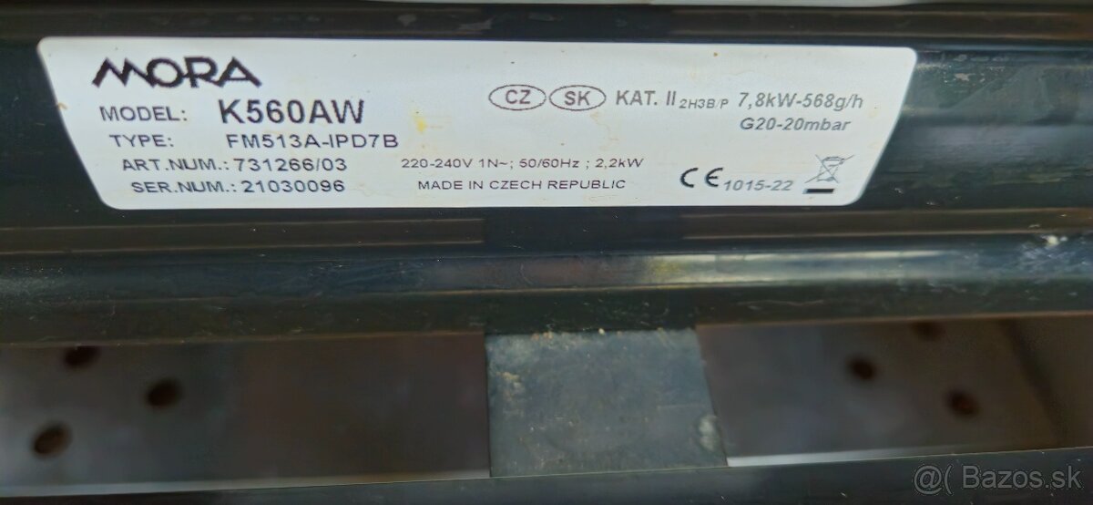Predám sporák MORA K560AW - 4