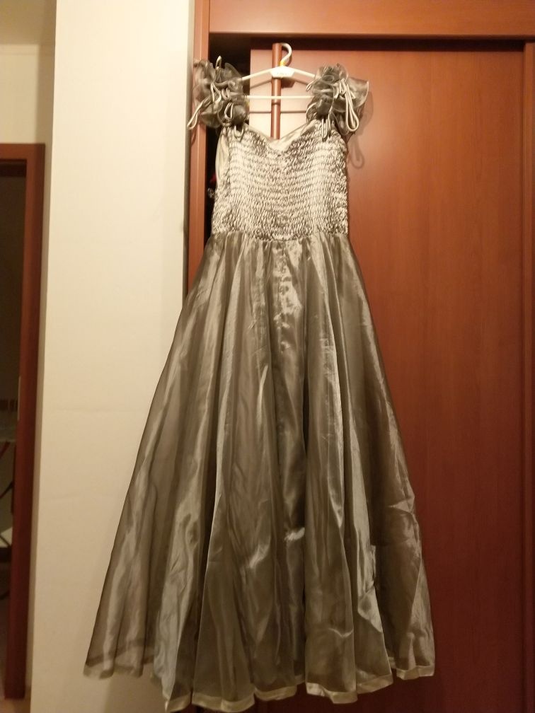 Strieborné spoločenské šaty - 4