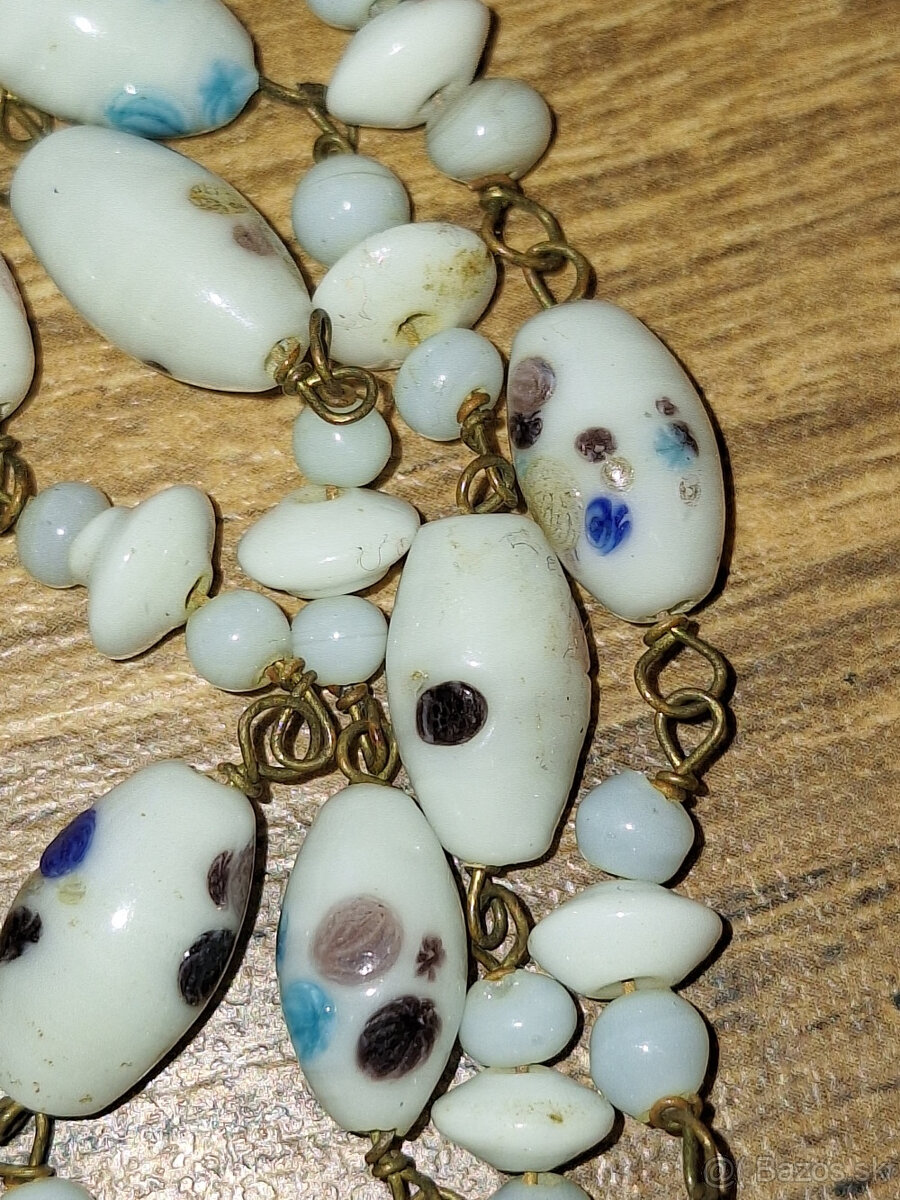 NÁHRDELNÍK STARÝ - 4