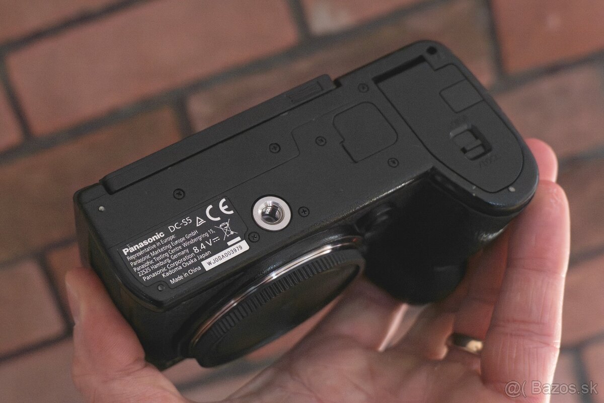 Panasonic Lumix S5 telo - 4