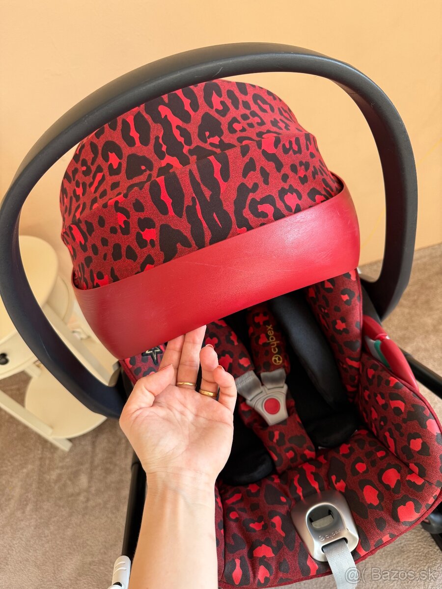 Cybex Cloud Z i-size vajíčko Rockstar - 4