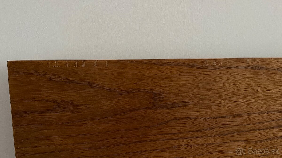 Manželská postel z masívu - 4