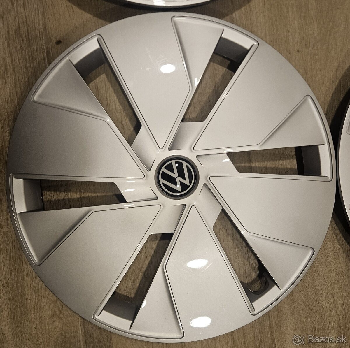 Originálne puklice VW - R18 - 4