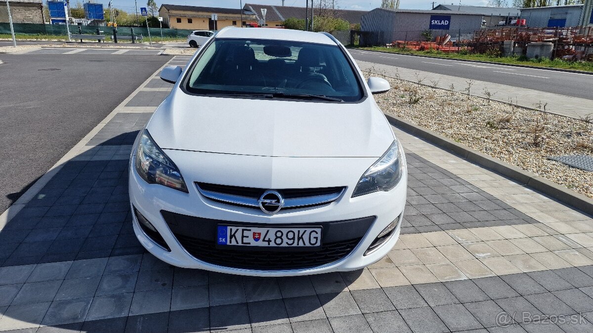 Predám Astra combi, 1.4T LPG 103 kw - 4