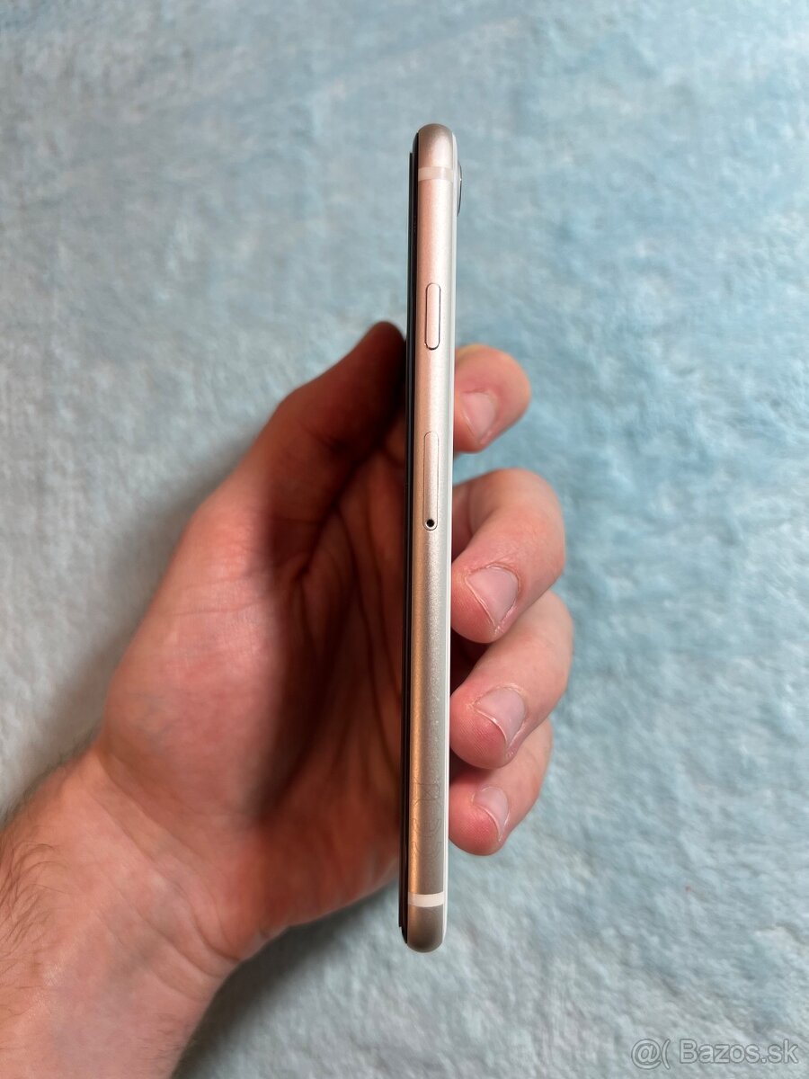 iPhone SE 2022 64GB White - 4