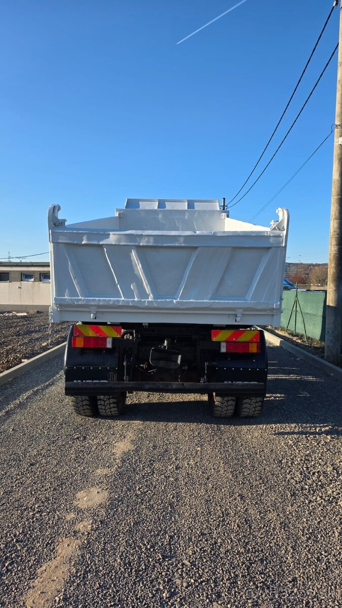 Iveco EuroTrakker 6x6 - 4
