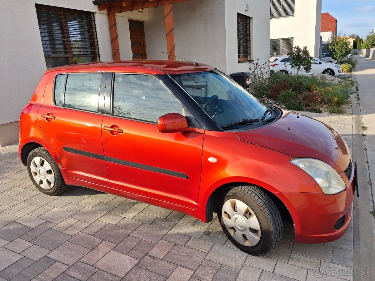 Predám SUZUKI SWIFT - 4