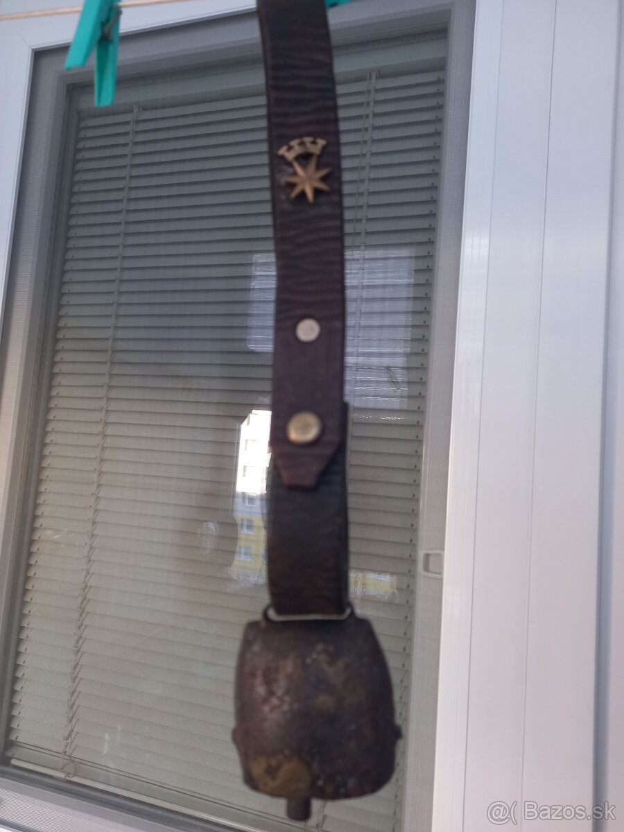 Bronzovè zvonce. - 4