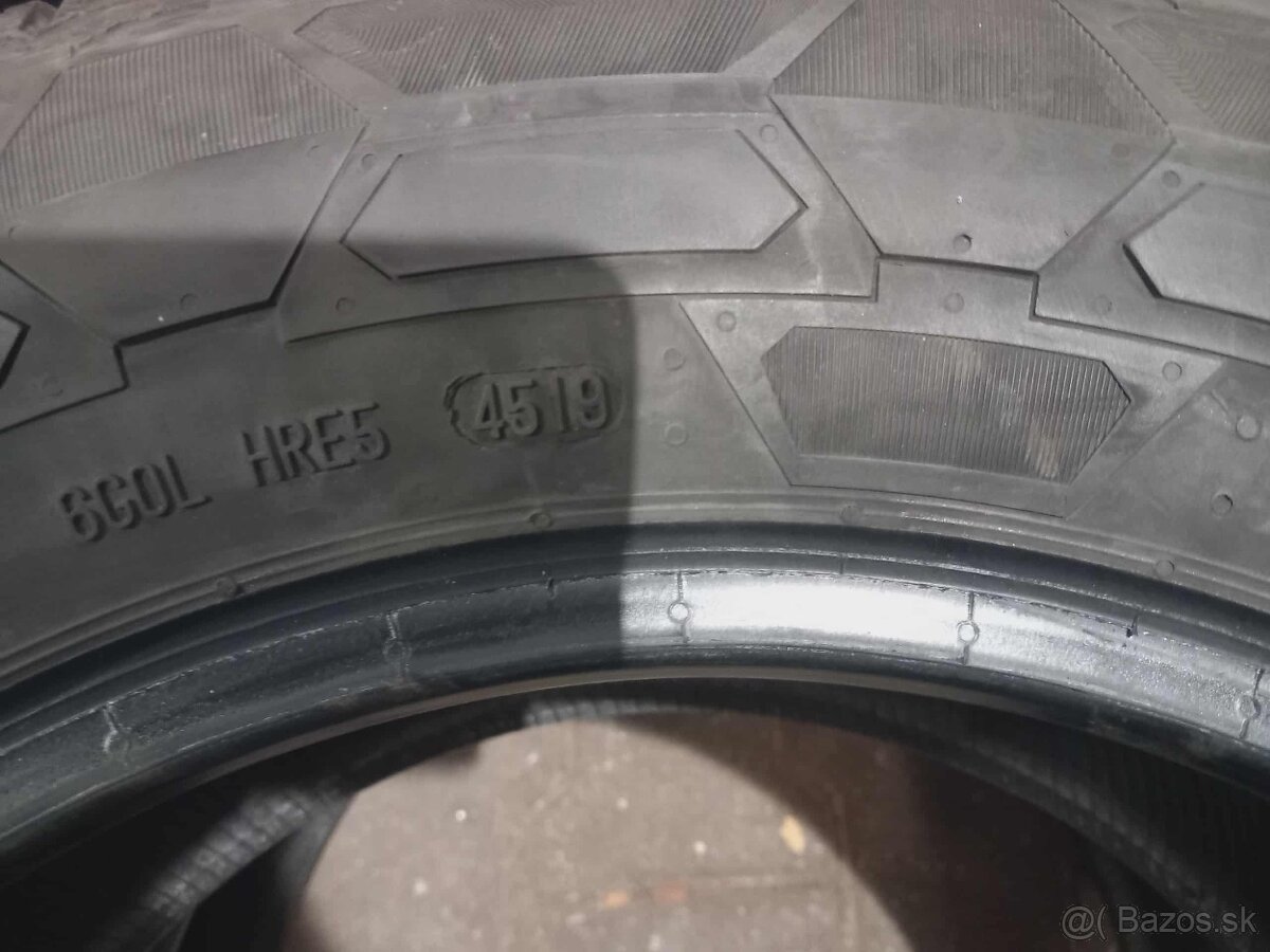 Pneumatiky zimné - Continental 215/65/R16C - 4