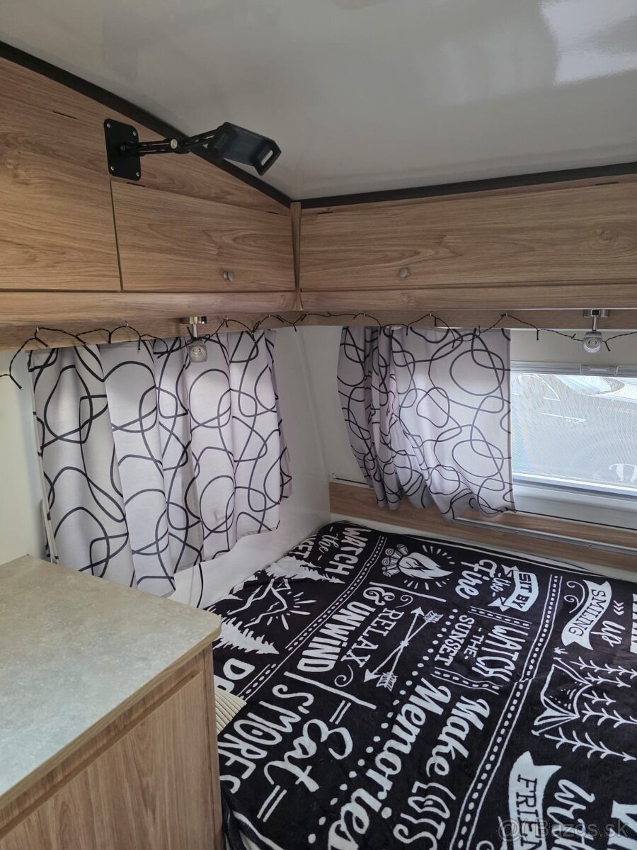 Zateplený Karavan Niewiadow do 750kg-znížená cena - 4