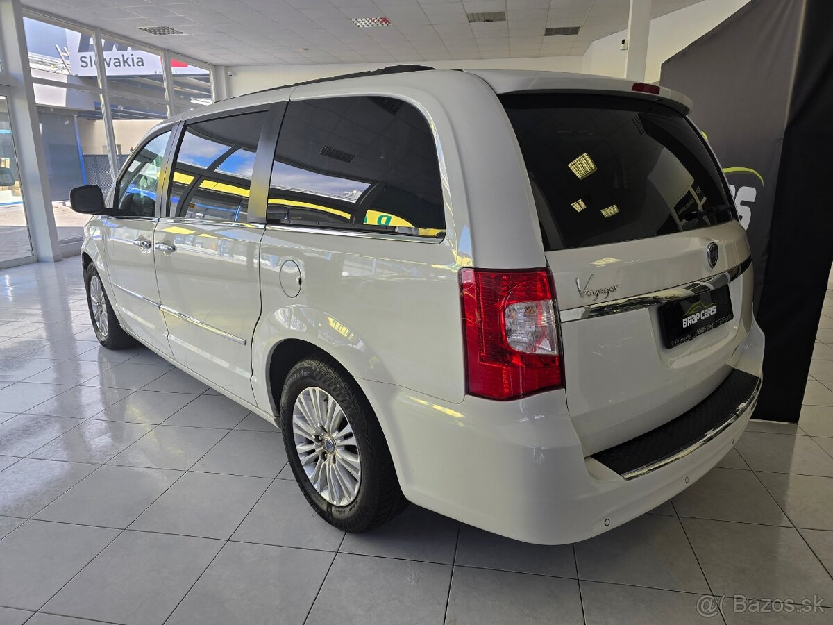 Lancia Voyager 2.8 CRD Gold - 4