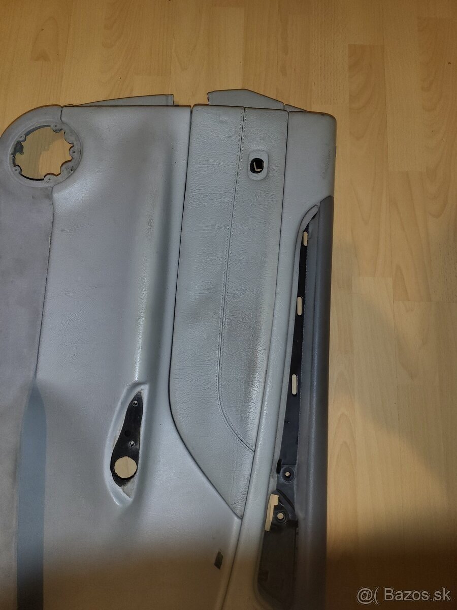 Tapacira Mercedes Clk A208 cabrio - 4