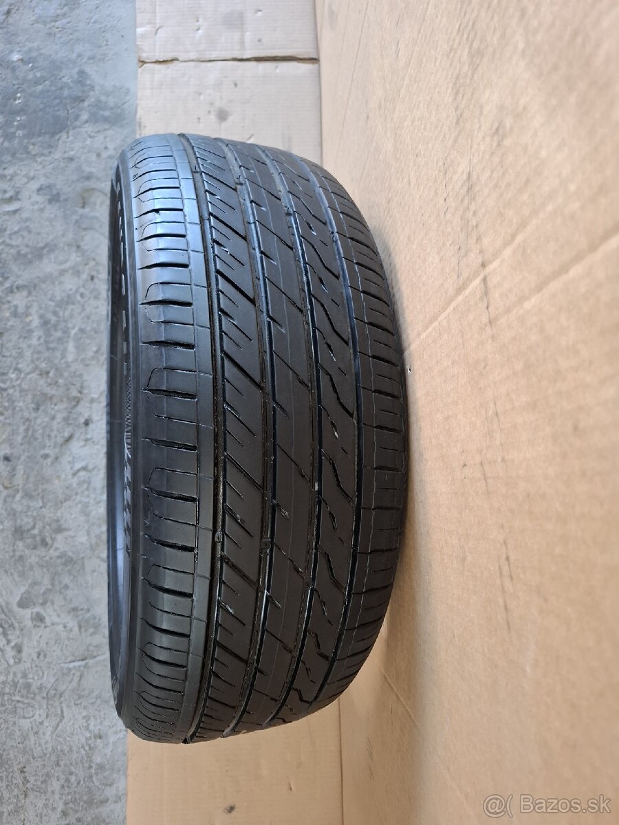 rôzne pneu 215/55 R17 - 4