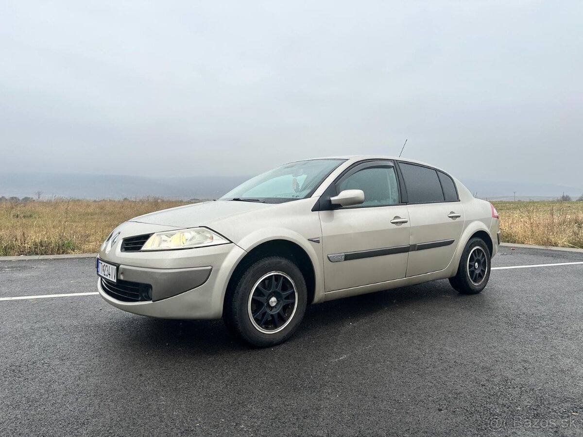 Renault megane ll 1.6 K4M sedan - 4