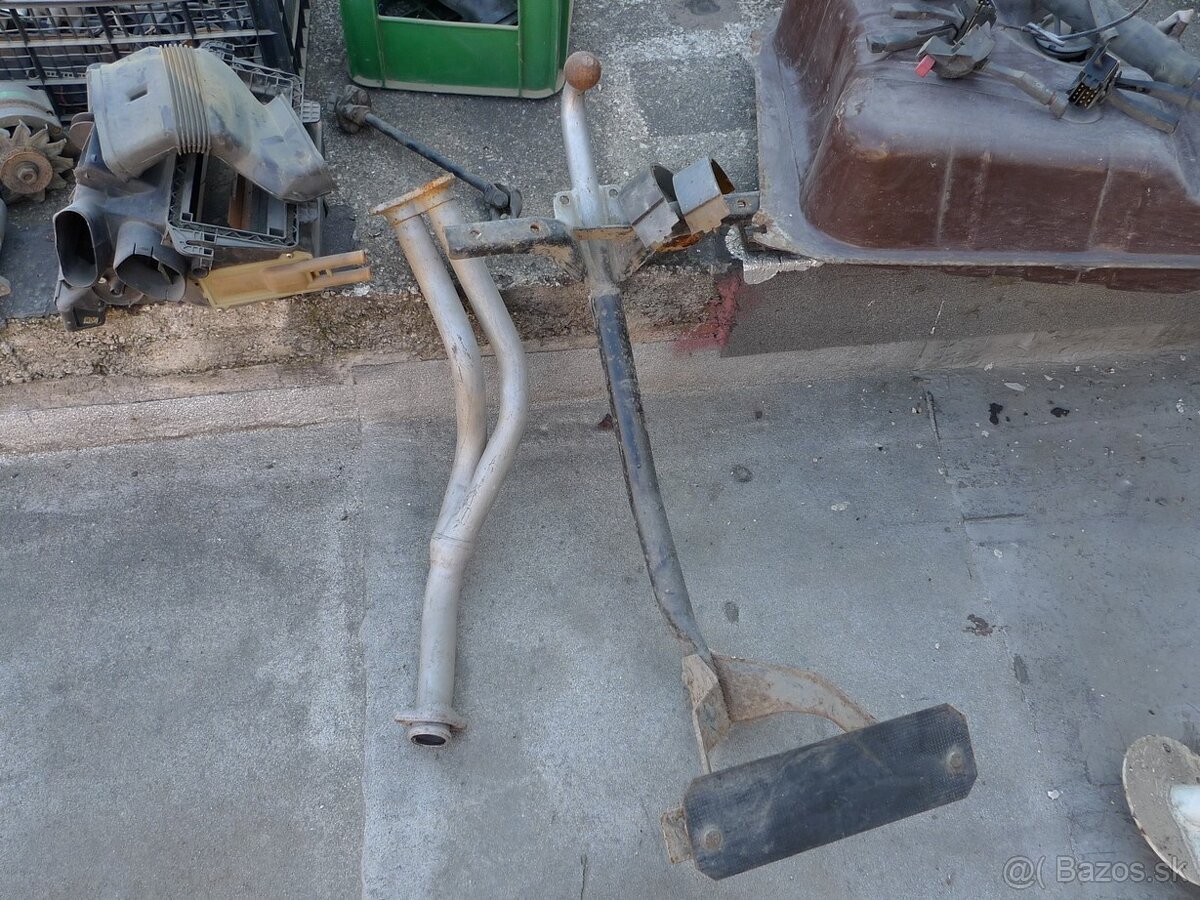 FORD SIERRA náhradné diely - 4