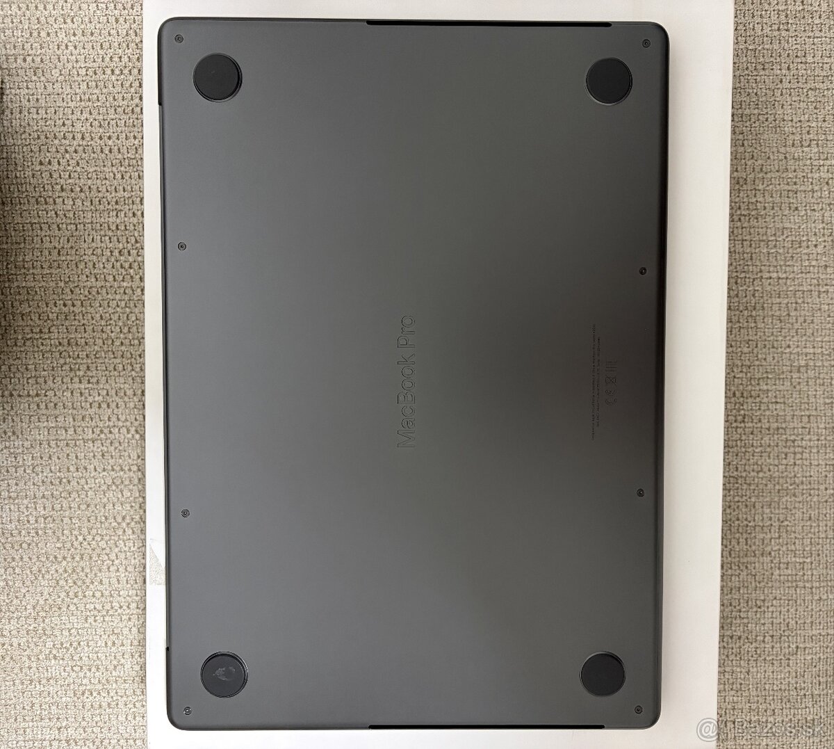 MacBook Pro 14" M3 Pro 18GB, batéria: 100% - 4