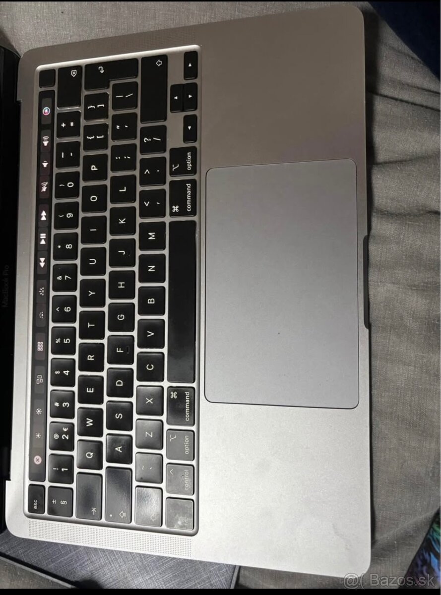 MacBook pro - 4