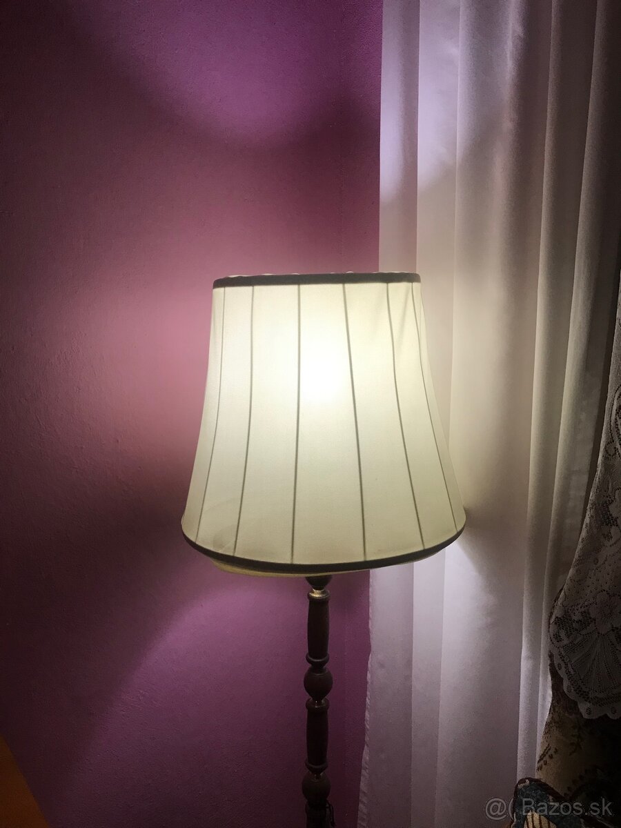 Predám peknú retro lampu - 4