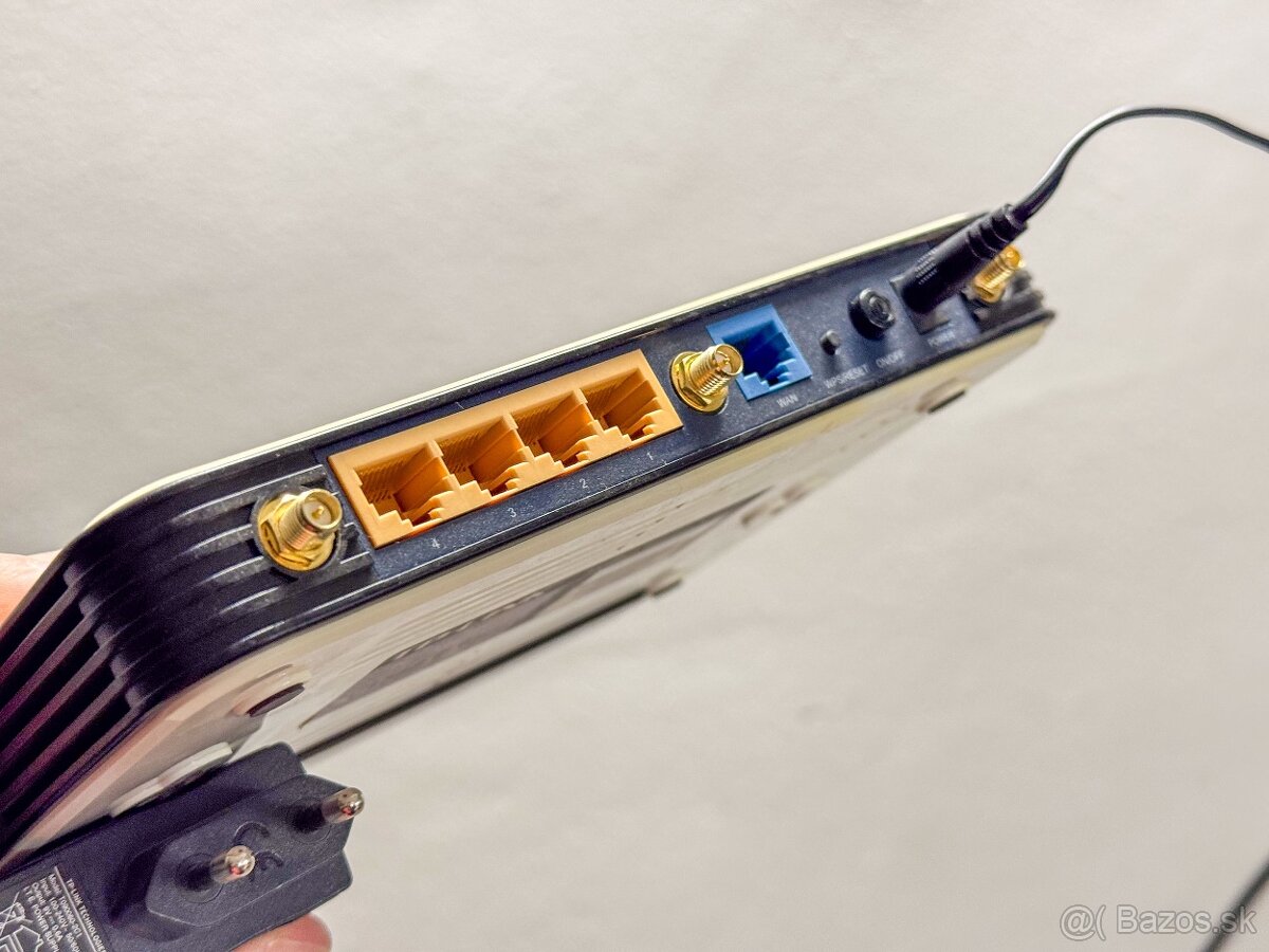 TL-WR941ND v5.1 300 Mbps Wireless N Router - 4