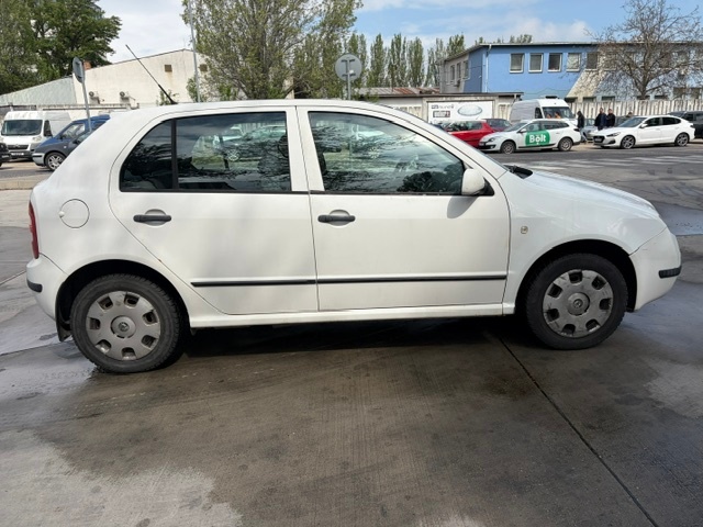 Skoda Fabia 1,2I 40kw - 4