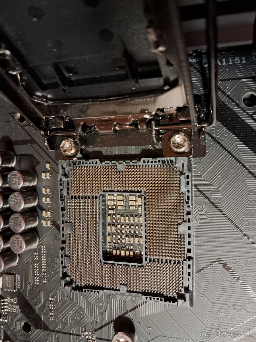 Asus maximus xi extreme - 4