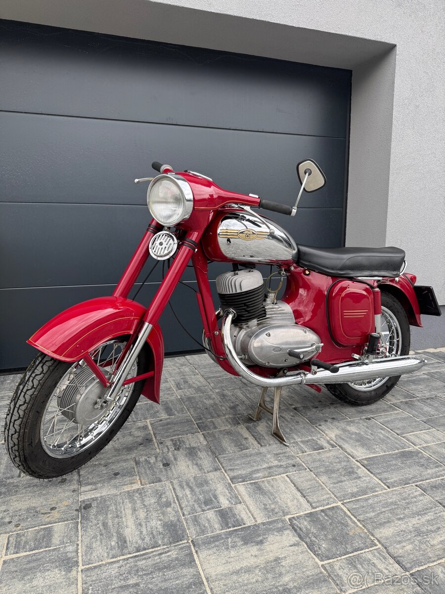 Jawa 250 559 - 4