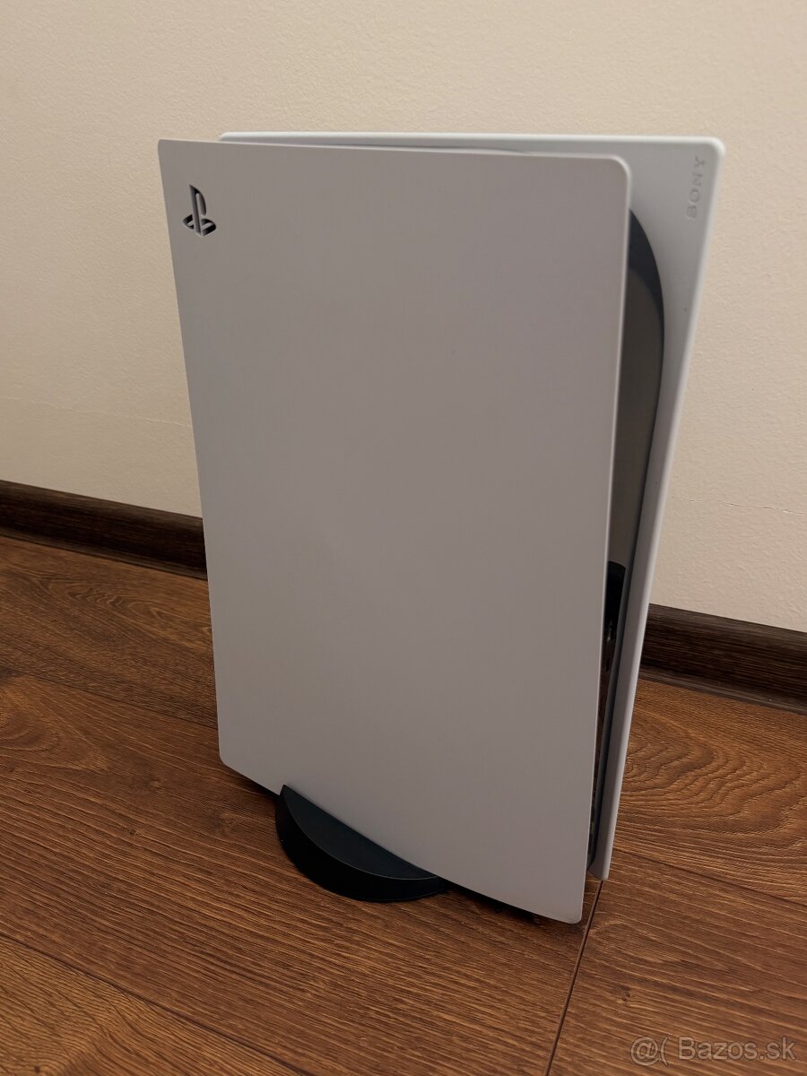 Playstation 5 s mechanikou - 4