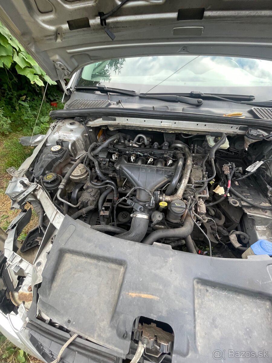 Ford Mondeo - 4
