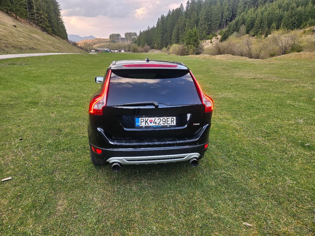 Volvo XC 60 R Design - 4