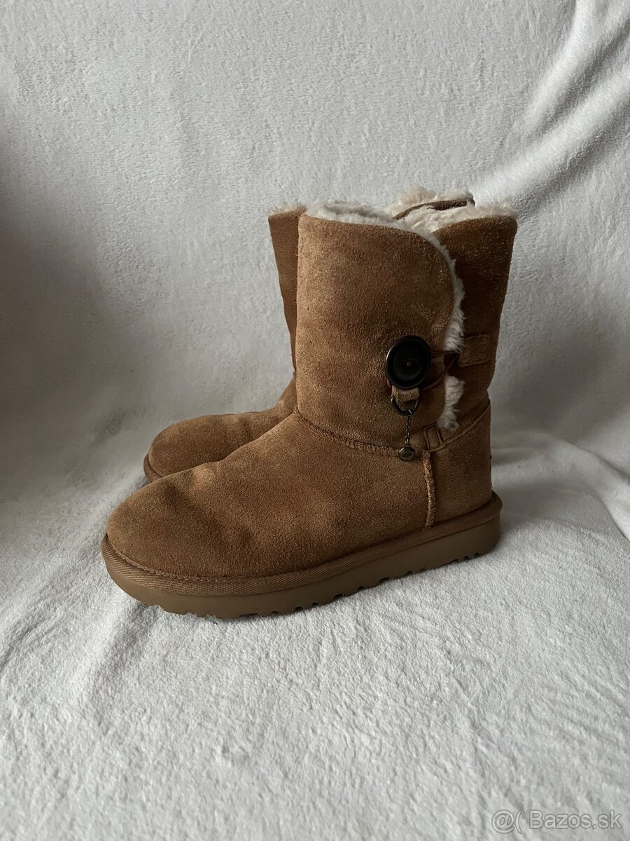 Damske Ugg Azalea. Velkost 36. - 4