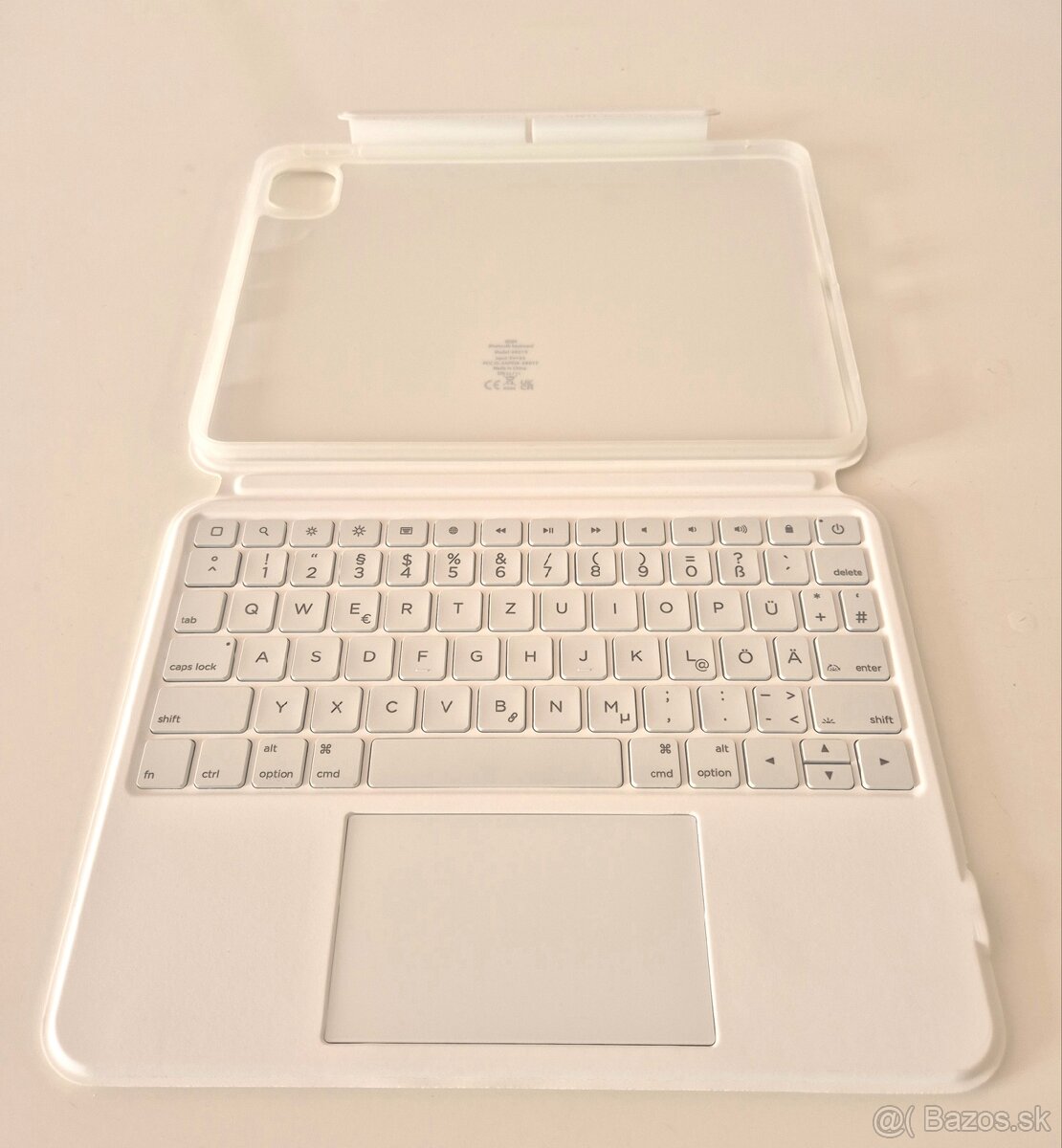 ESR Ascend Keyboard Case pre iPad Pro 11" - 4
