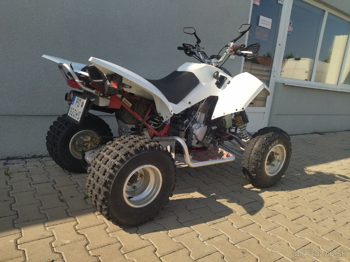 Access Tomahawk 400