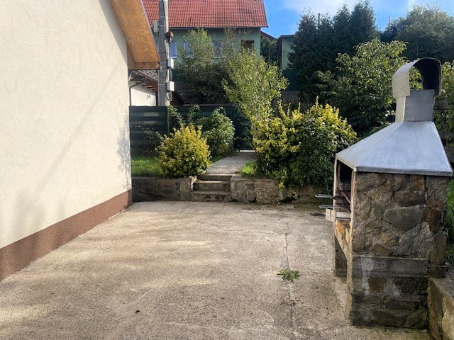 SUPER RD/chalupa s 2 samostatnými jednotkami (1i a 3i) v Hro - 4