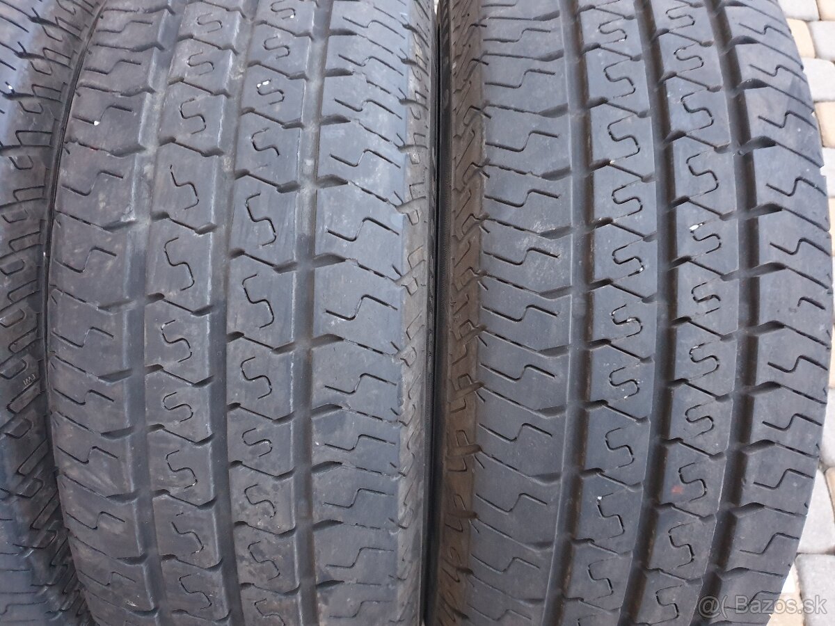 205/65R16 C 107/105T letné pneumatiky - 4