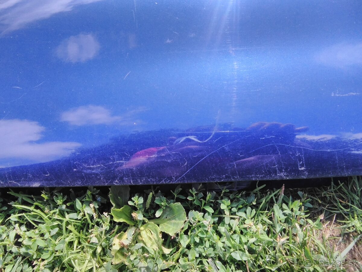 Predný pravý blatník na Renault Thalia 1999 až 2001 - 4