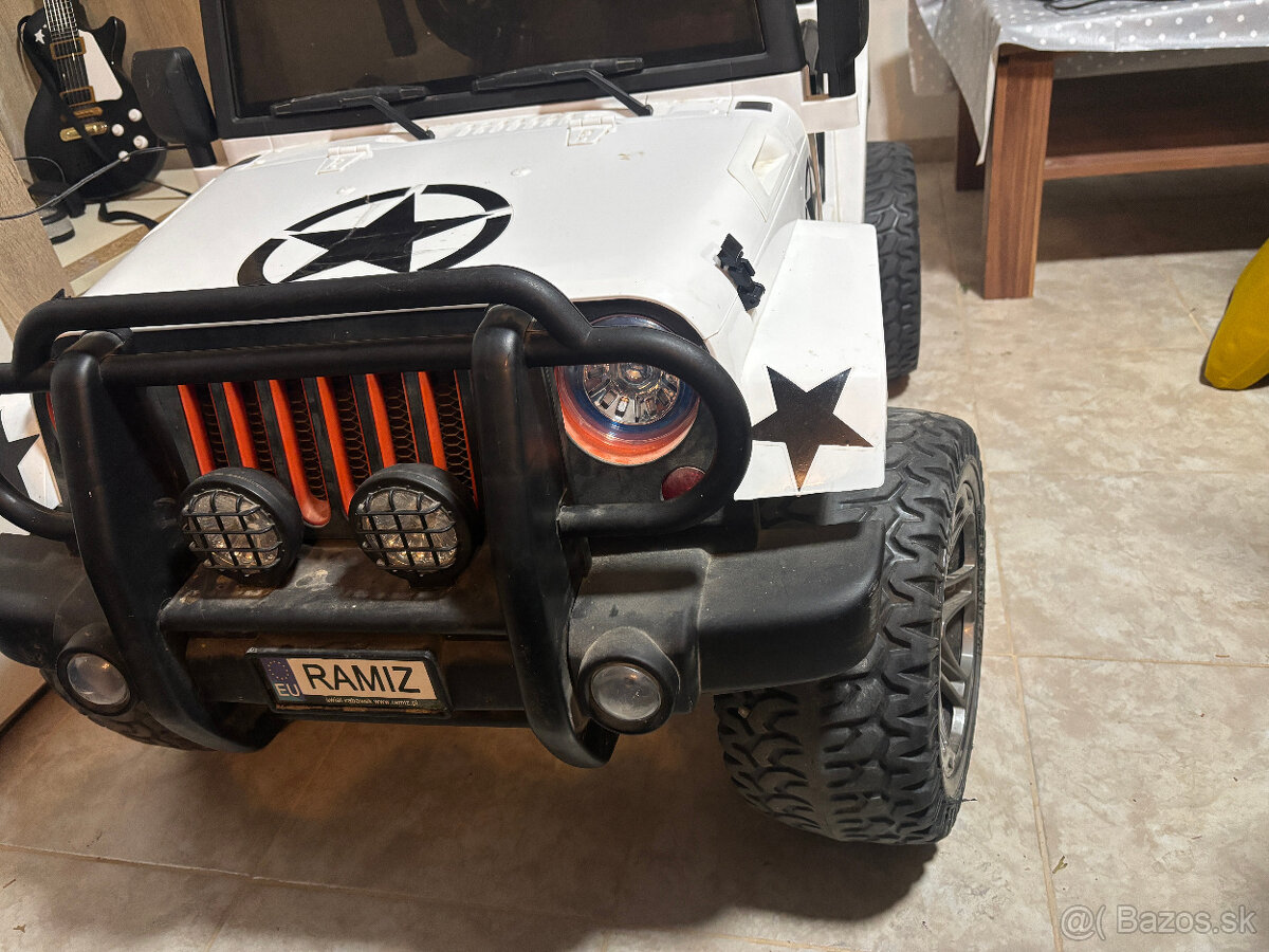 Detske elektricke auticko Jeep 4x4 pre 2 deti - 4