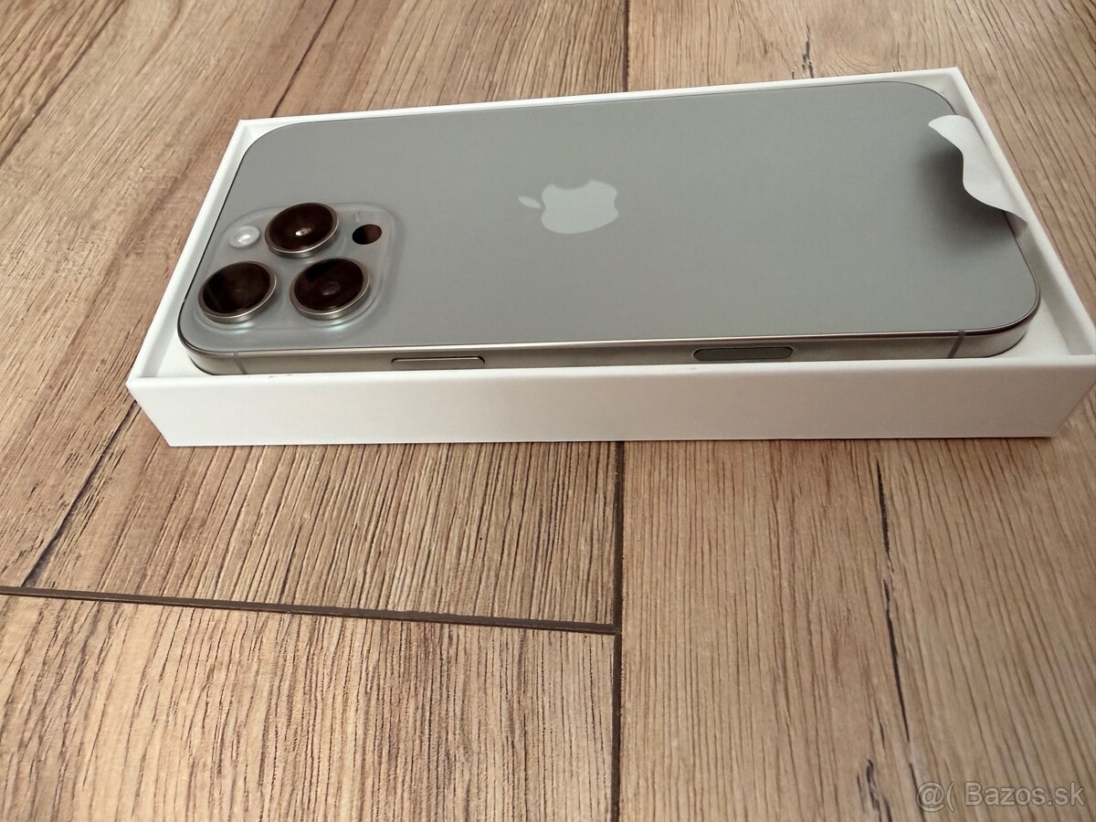 Apple iPhone 16 pro max, 256gb - 4