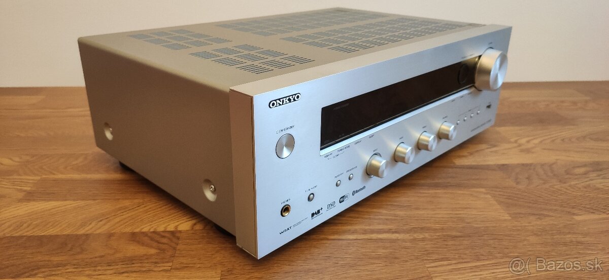 Predám receiver ONKYO TX8150 - 4