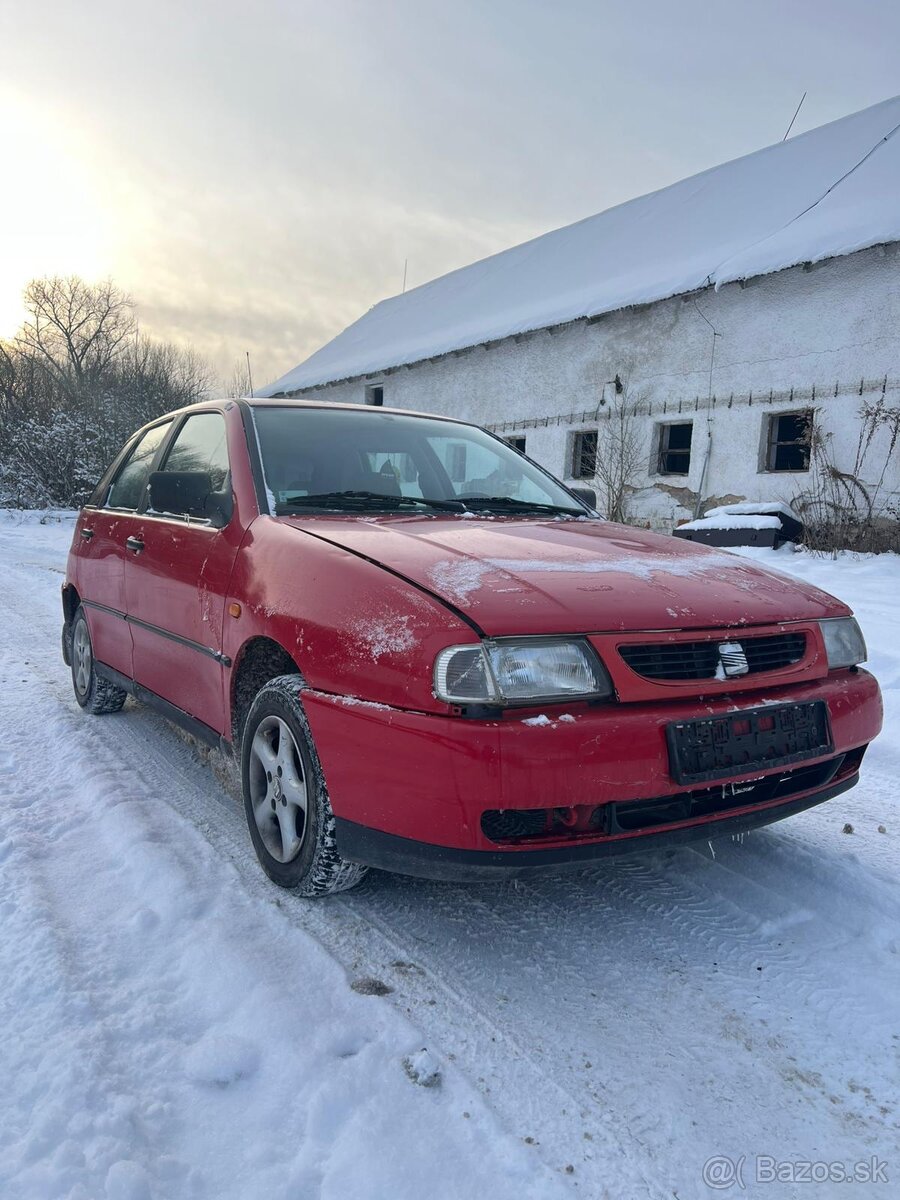 Rozpredám Seat Ibiza - 4