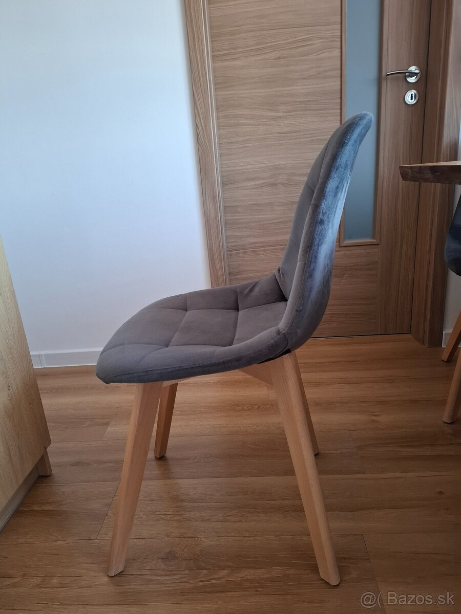 Na predaj jedalenské stoličky - 4