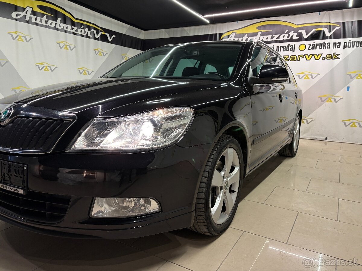 Škoda Octavia Combi 2.0 TDI CR DPF Elegance DSG - 4