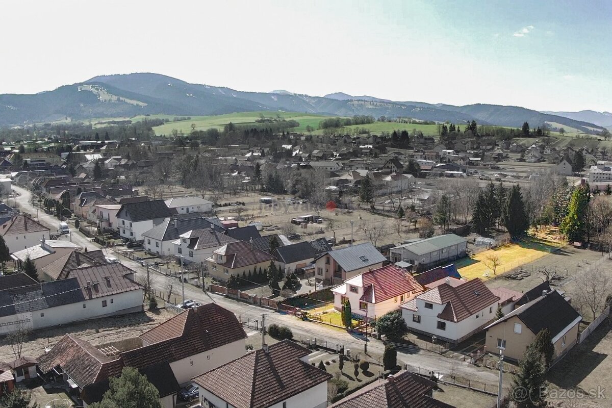 NA PREDAJ - Priestranný 5-izbový rodinný dom Ľubeľa - 4