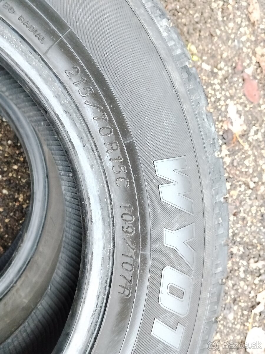 Zimne dodavkové zatazove YOKOHAMA 215/70 R15C, 2ks - 4