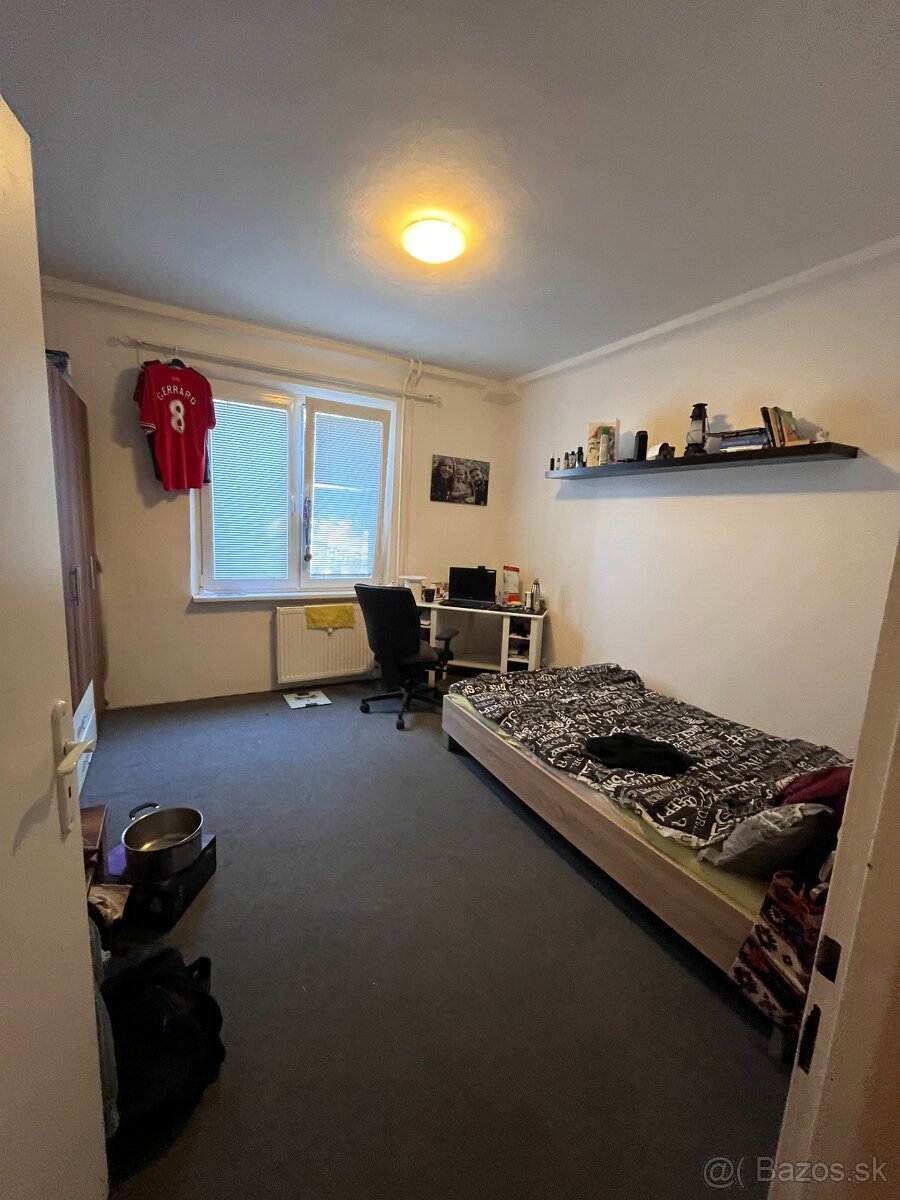 4izbový byt v Ružinove - 4