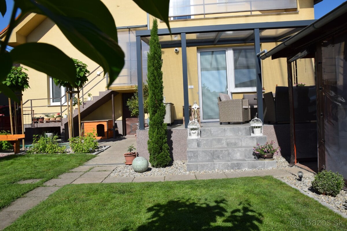 Kompletne zariadený dom s dvomi bytmi u nás v Zóhri - 4